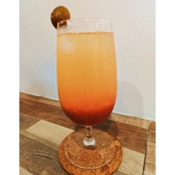 酸梅葡萄柚氣泡飲