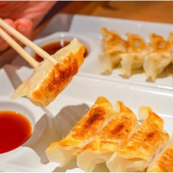 【priceless_sunse】】鮮嫩高麗菜鍋貼 港點 早餐 午餐