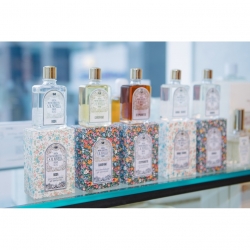 海洋之心(大海一望無際海風可以吹走所以煩惱)