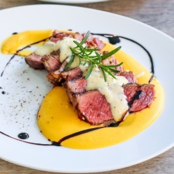 法式迷迭香牛排