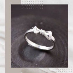 甜美蝴蝶結純銀戒指