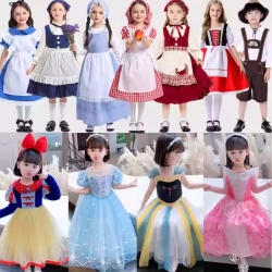 童話服飾(請於服飾區詢問)