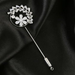 白鑽花圈胸針