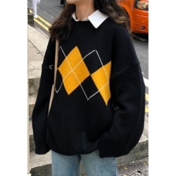學生風菱格毛衣