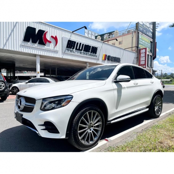 2018”GLC-300 AMG-Line