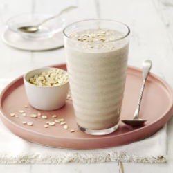 香蕉杏仁奶昔飲