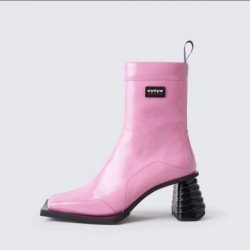 粉紅未來感高跟鞋