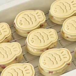 ice草莓奶酪夾心餅乾(1個)