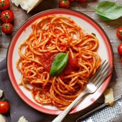 番茄羅勒義大利麵