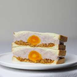 鹹蛋黃芋泥肉鬆三明治