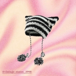 毛球貓耳針織帽