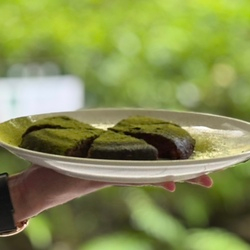 女僕手繪抹茶布朗尼